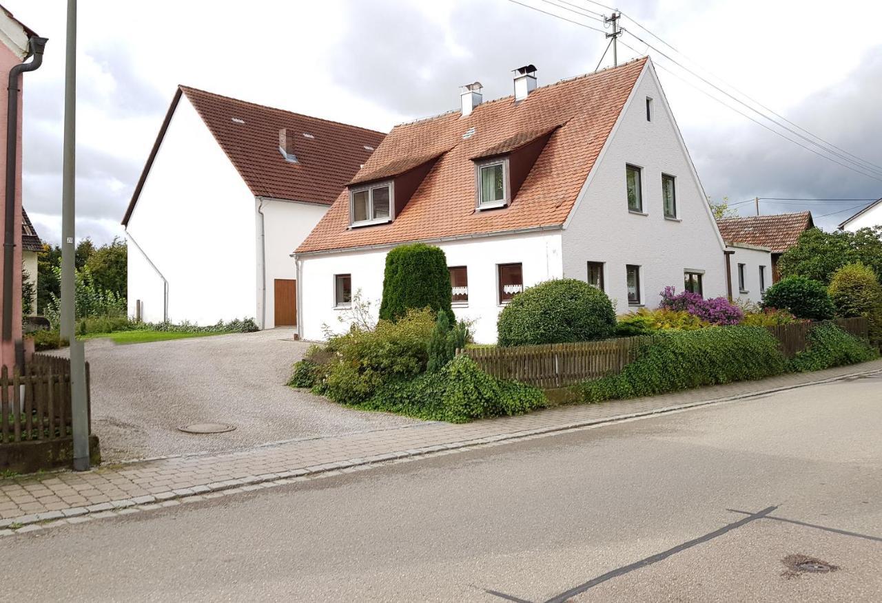 Villa Kleines Haeuschen Im Gruenen Monheim  Esterno foto